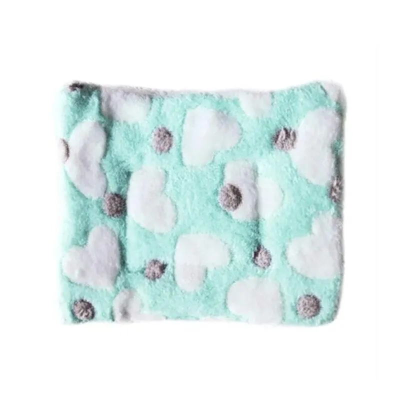 Cozy Winter Bed for Small Pets