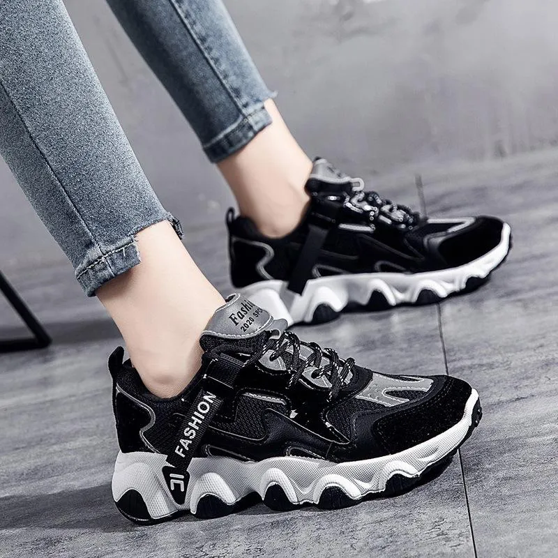 Outdoor Versatile Breathable Shoes