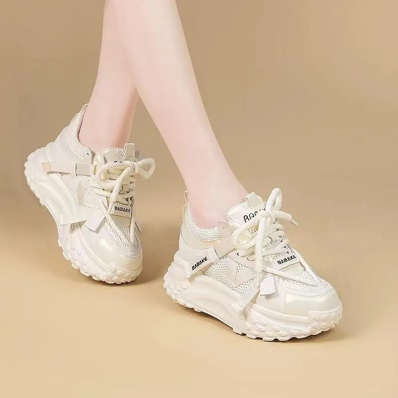 Versatile Breathable Shoes