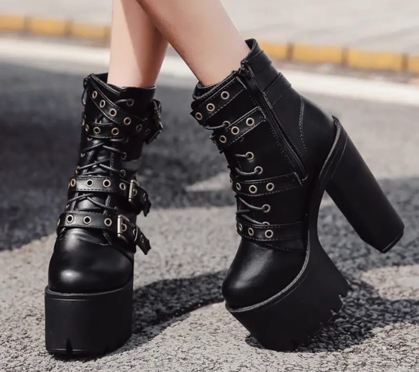 Women Gothic Platform Rivet Black Zipper Boots